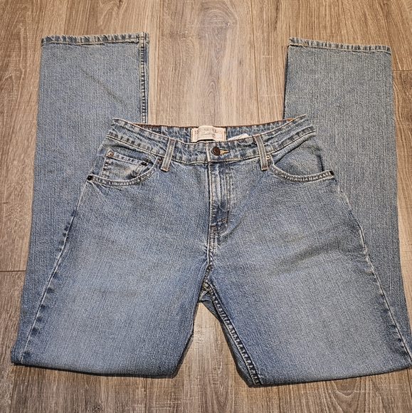 Levi Strauss stretch midrise bootcut jeans size 6 medium - Picture 2 of 9